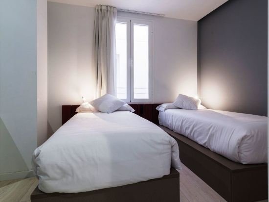 Фото B&b Hotel Madrid Centro Fuencarral 52