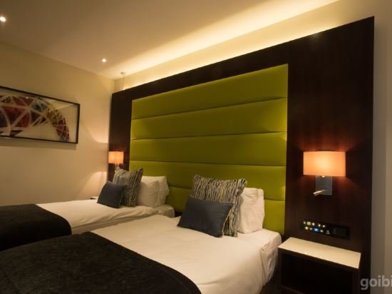 Фото St George Hotel Wembley