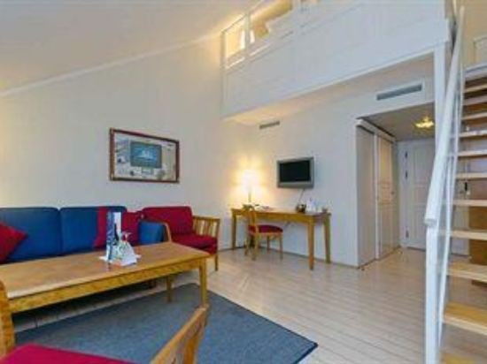 Фото Clarion Hotel Tyholmen Arendal