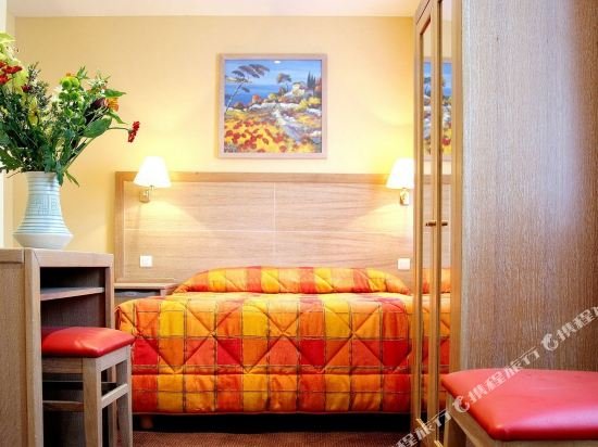 Фото Grand Hotel Dore