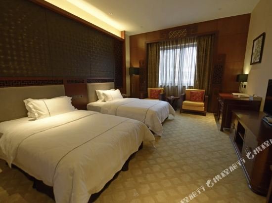 Фото Chongqing Gongzhou Jinke Hotel