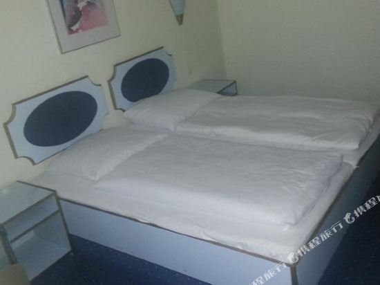 Фото Hotel Garni Frankfurt