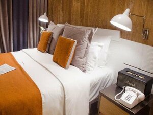 Brown's Central Hotel (Rua da Assunção, 81), hotel