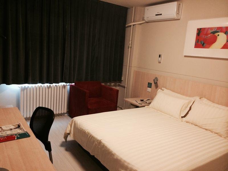 Фото Jinjiang Inn (Ji'nan Jingshi Road Qianfoshan)