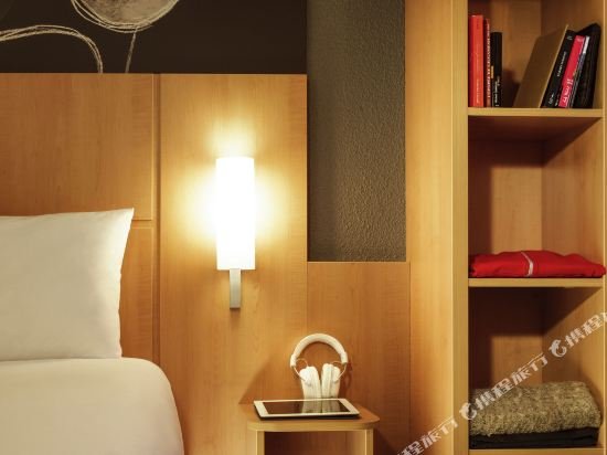 Фото Ibis Nice Centre Notre Dame