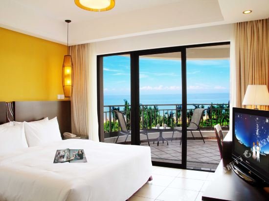 Фото Hainan Golden Sunshine Hotspring Resort Hotel