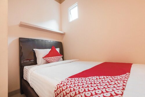 Гостиница Oyo 478 Balcon Biru в Джакарте