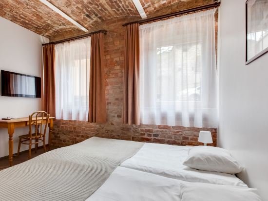 Фото Janne Hotel