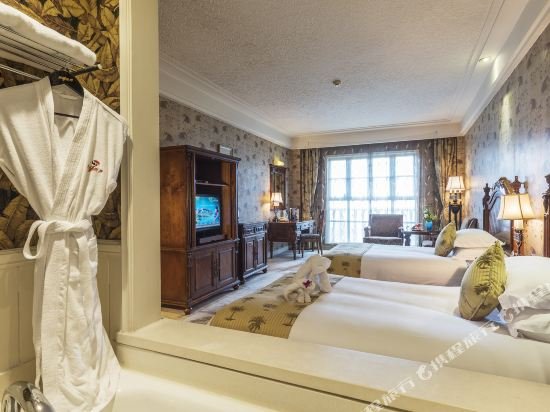 Фото The First World Hotel