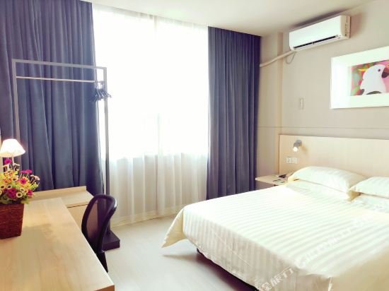 Фото Jinjiang Inn Liuzhou Railway Station North