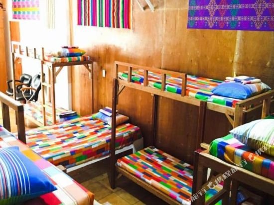 Фото Humble Hut Hostel