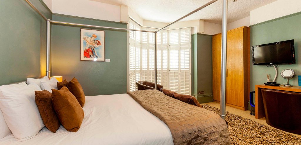 Фото Brightonwave