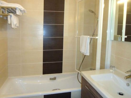 Фото Hotel Le Castel Fleuri