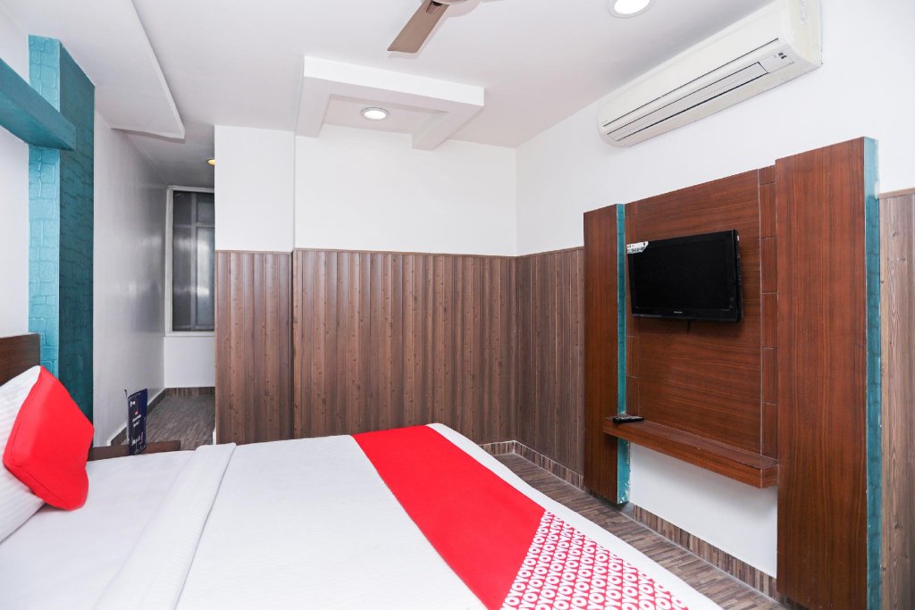 Фото Oyo 11061 Hotel Awesome