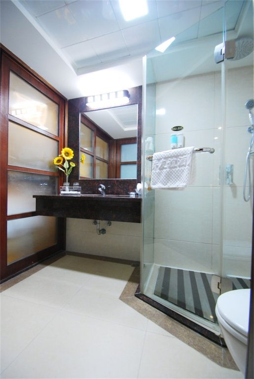 Фото Overseas Chinese Friendship Hotel