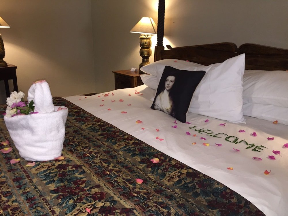 Фото Shangri-La Country Hotel