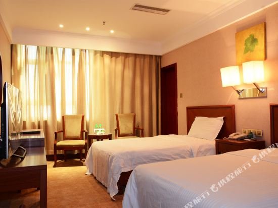 Фото GreenTree Inn Dongguan Houjie Business Hotel