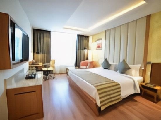 Фото Central Blue Stone