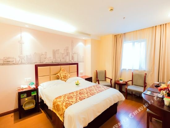 Фото GreenTree Inn Express Hotel