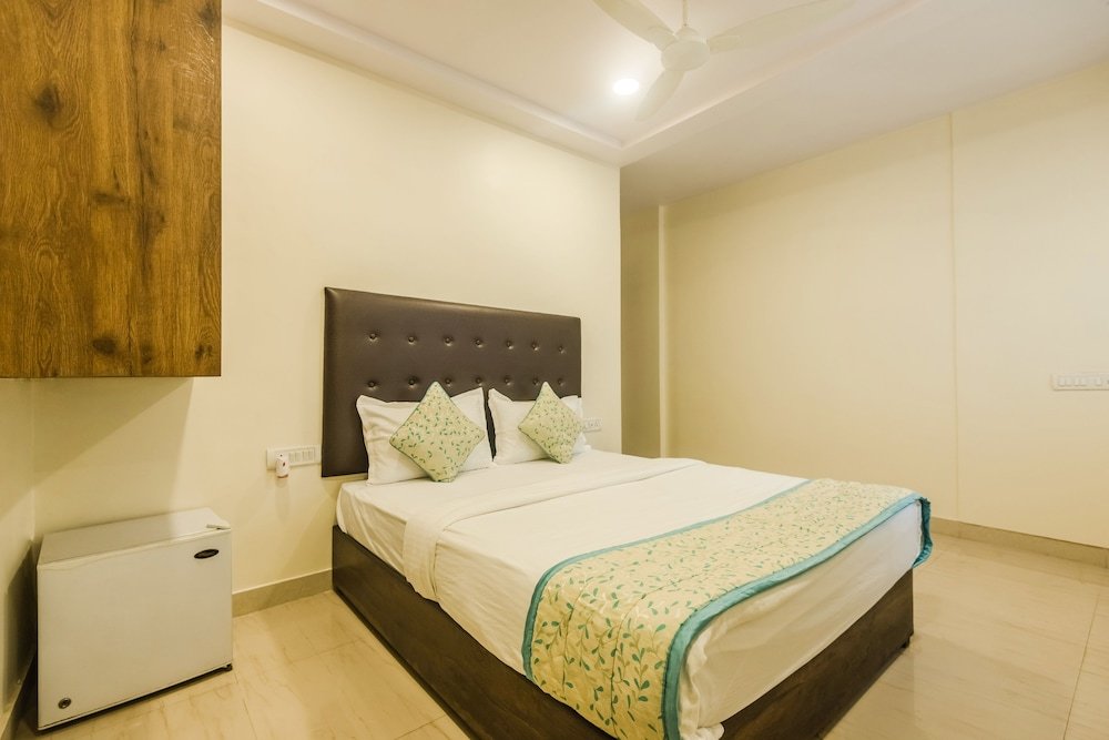 Фото Oyo 8373 Rigga Inn