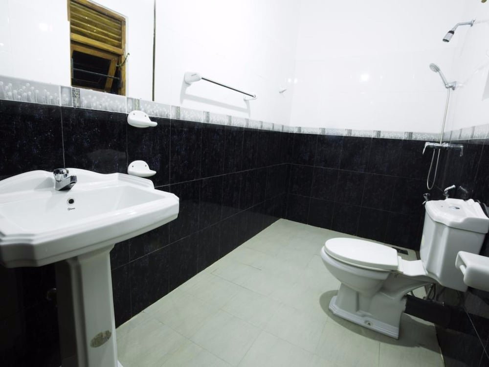 Фото Celestial Inn