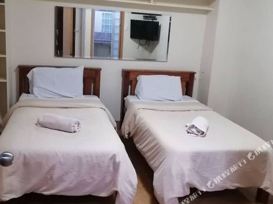 Фото Manora Apartments and Guest House