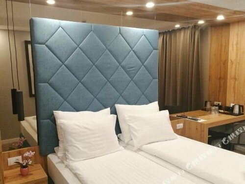 Гостиница Hotel Nobel Gallery в Сербии