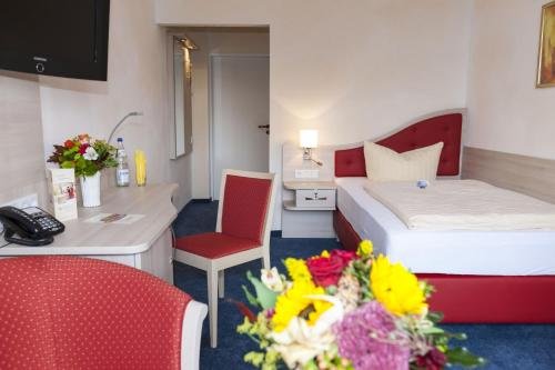 Фото Hotel Hochsauerland 2010