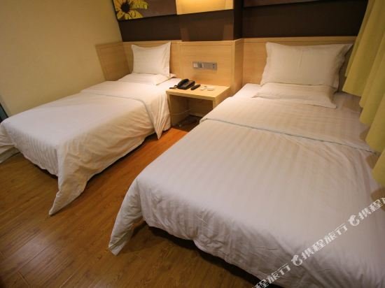 Фото Iu Hotel JInzhong Jiexiu Railway Station Branch