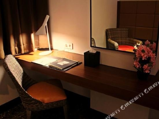 Фото Atrium Premiere Hotel Cilacap