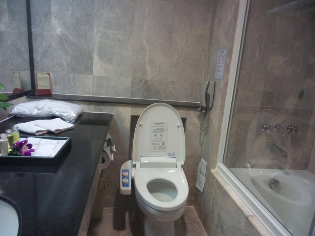 Фото The Four Wings Hotel Bangkok