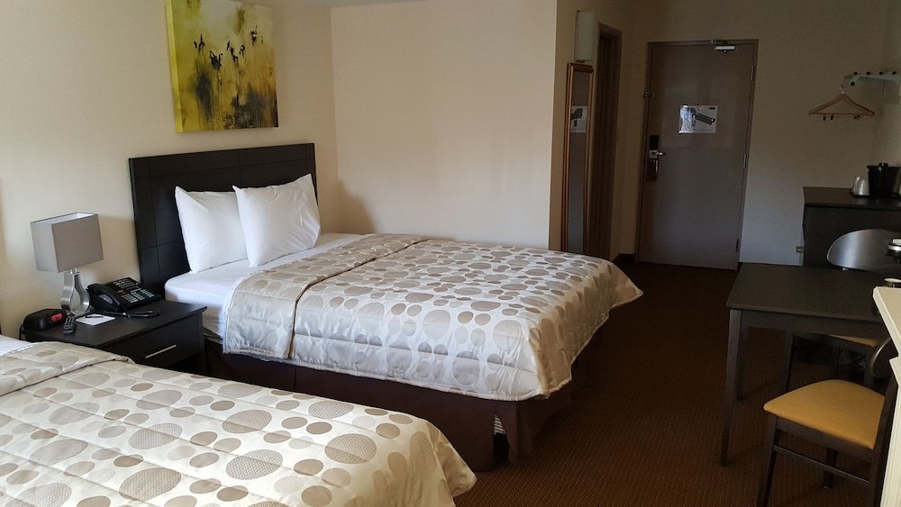 Фото River Rapids Inn