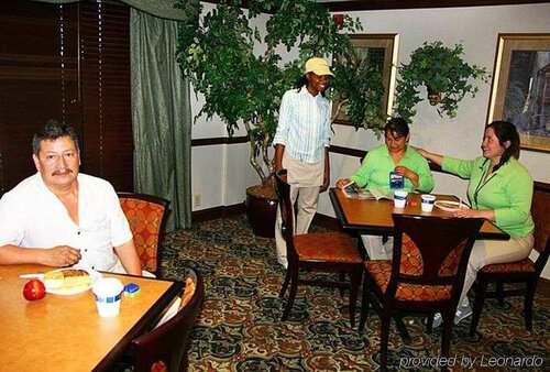 Гостиница Hampton Inn Oklahoma City-I-40 E. в Дель Сити