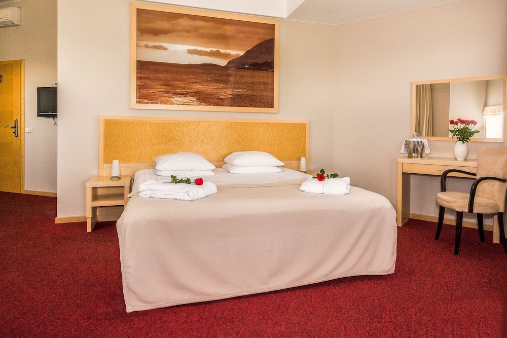 Фото Hotel Kolumbs