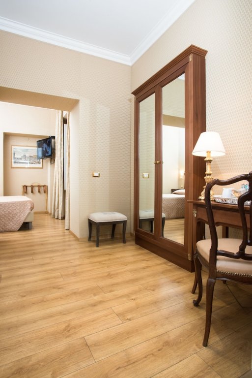 Фото Bq House Trevi Luxury Rooms