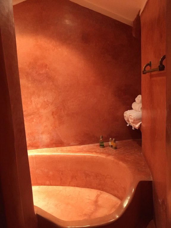 Фото Riad Al Loune