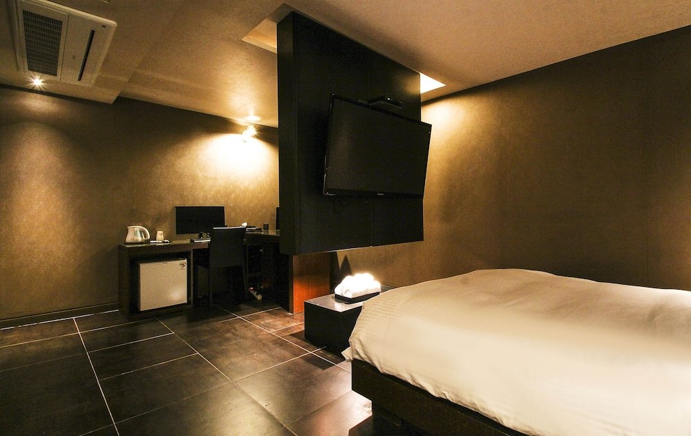 Фото Yeoubi Hotel