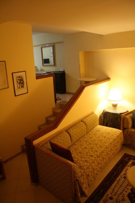 Фото Hotel Elimo