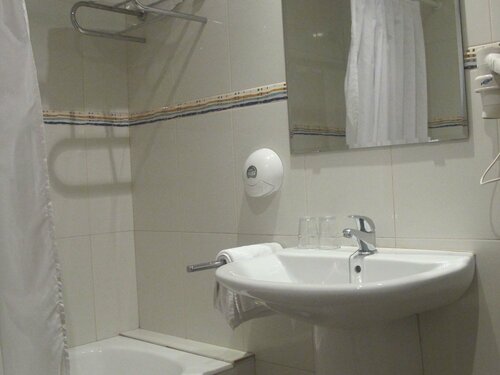 Гостиница Hotel Europa в Жироне