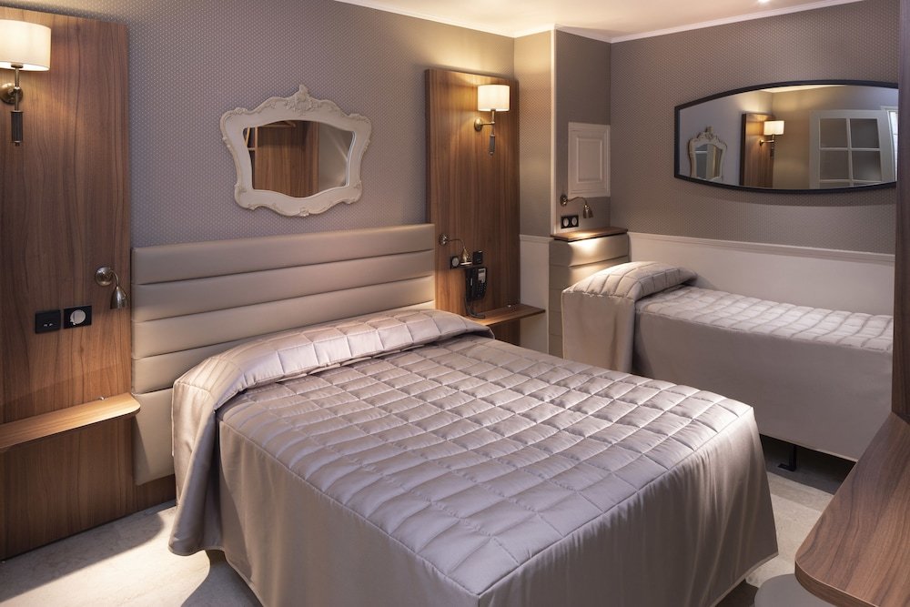 Фото Hôtel Eiffel Rive Gauche