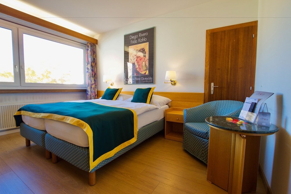 Фото Hôtel du Rhone