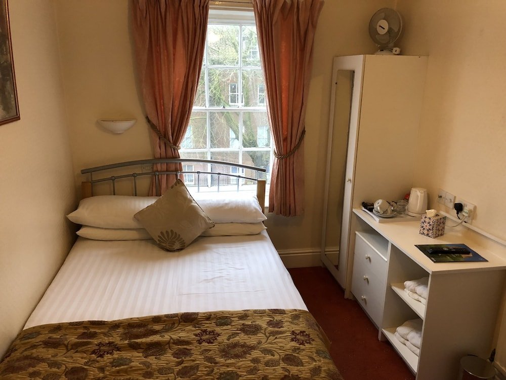 Фото Diamonds Inn Ltd