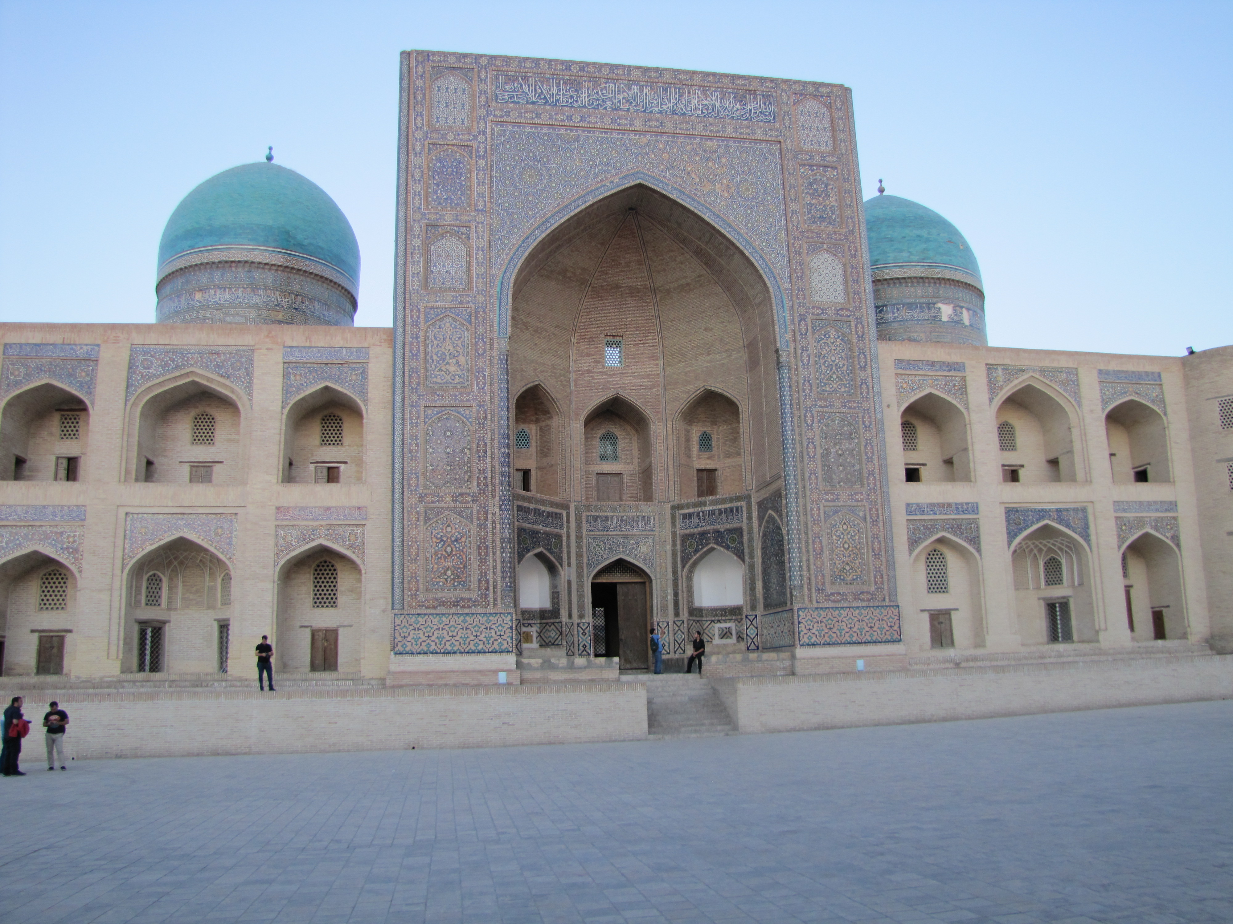 Фото отеля 2