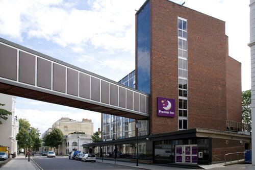 Внешний вид отеля Premier Inn London Kensington Olympia в Лондоне, фото 4