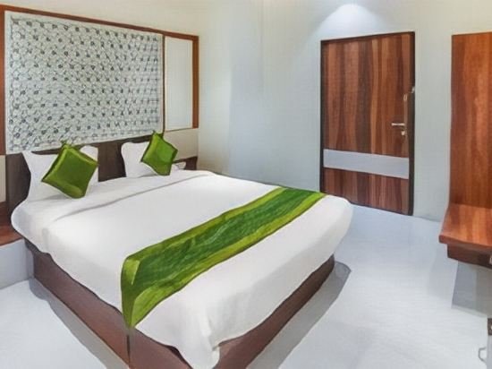 Фото Hotel Saffron