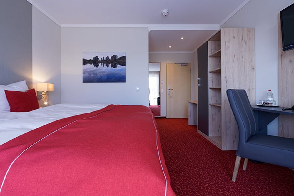 Фото Hotel Stadt Magdeburg