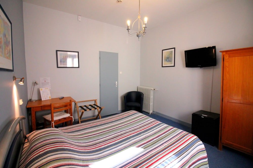 Фото Hotel Adour