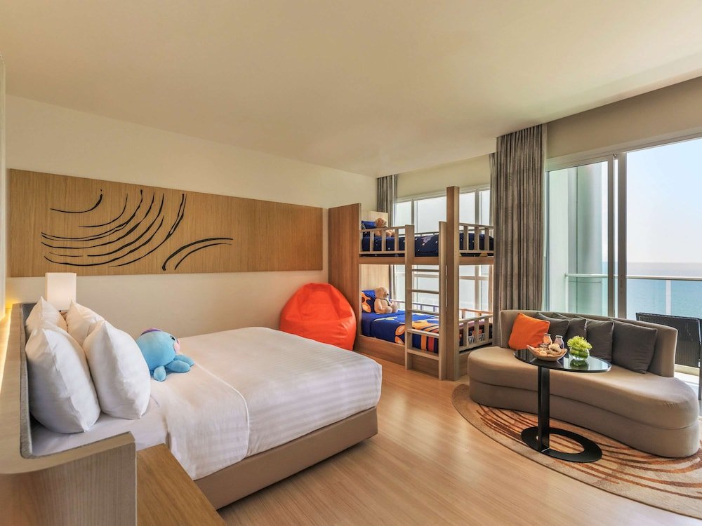 Фото Movenpick Siam Hotel Na Jomtien Pattaya - Sha Extra Plus