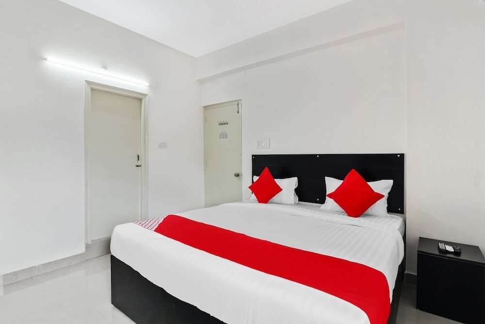 Фото Oyo 63021 Hotel Hill 9