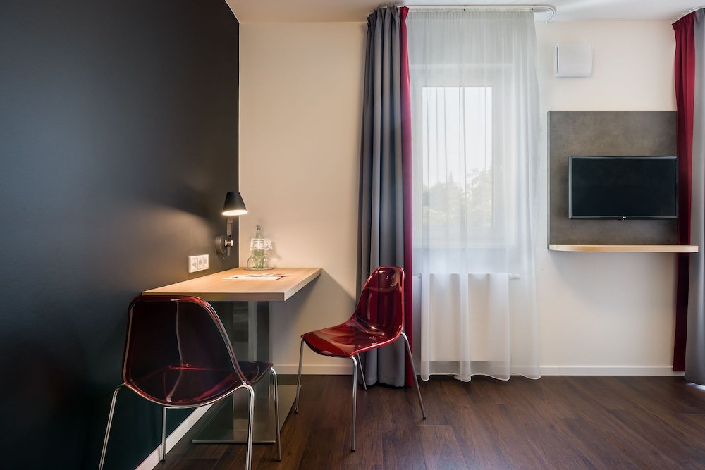 Фото Signature East Hotel Apartment